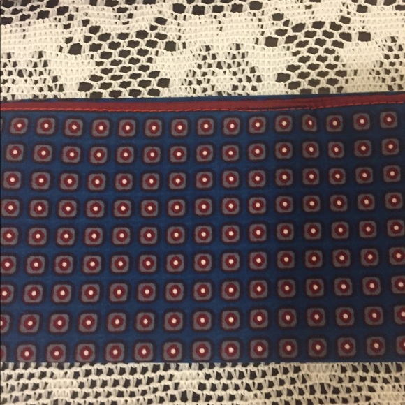 Sprezza 3 piece set tie, socks and pocket square. - Picture 3 of 4